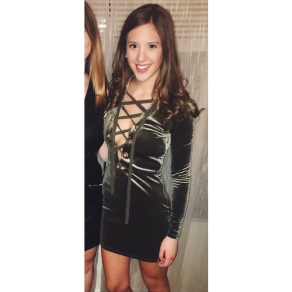 NBD // green lace up velvet dress - Picture 2 of 4